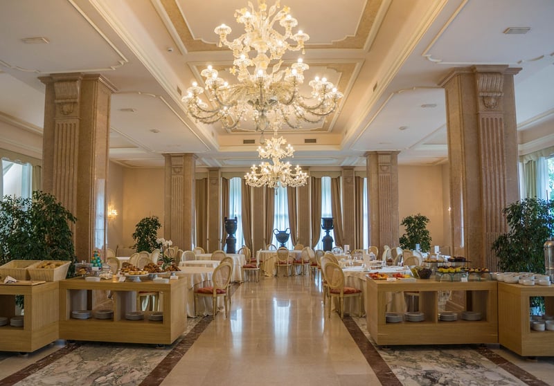 Luxurious Ballroom